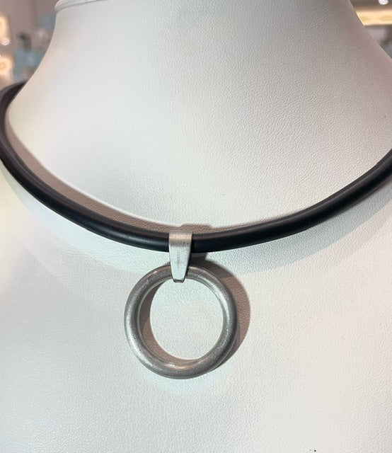 Ebedi - eternity ring necklace